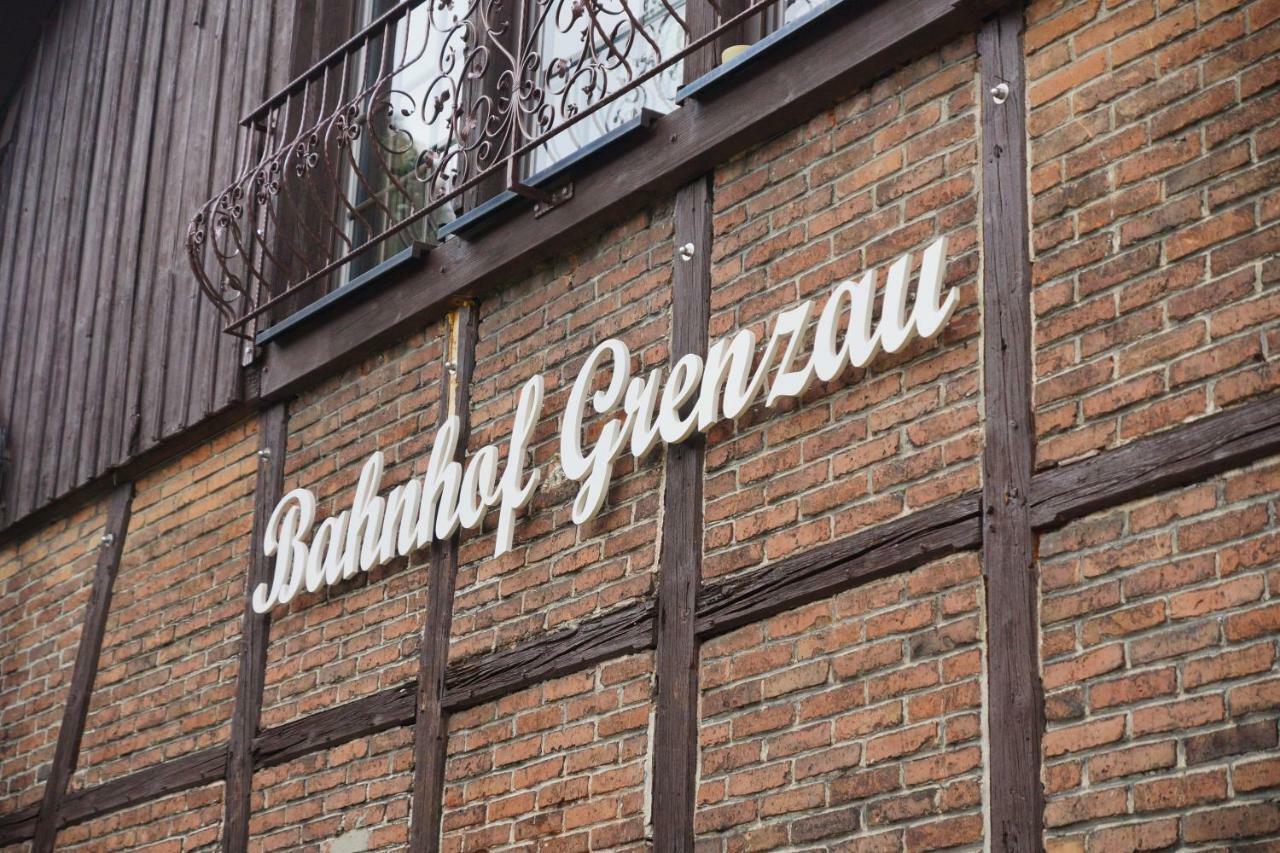 Bahnhof Grenzau Hotel Hoehr-Grenzhausen Exterior photo